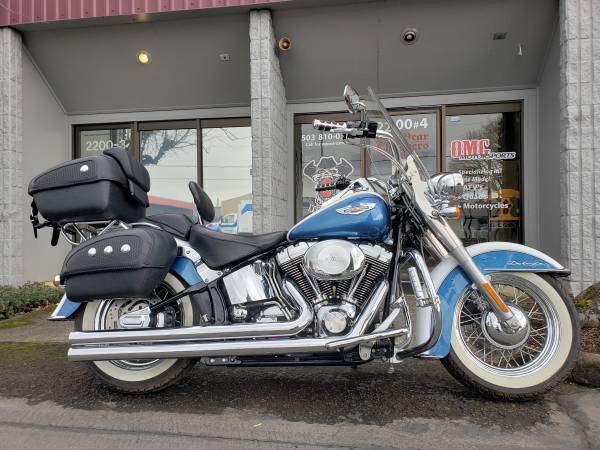 2005 HARLEY-DAVIDSON SOFTAIL DELUXE FLSTNI